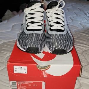 Nike Air Max Zero Essential GS